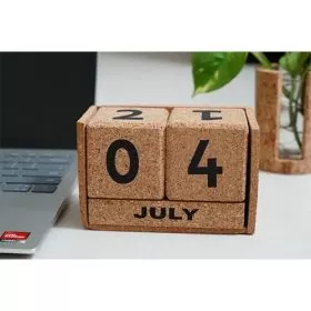Cork Calendar With Case Big 9C23121