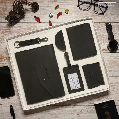 The Backbencher Work Essentials Gift Box