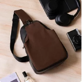 The Backbencher Drift Cross Body Bag